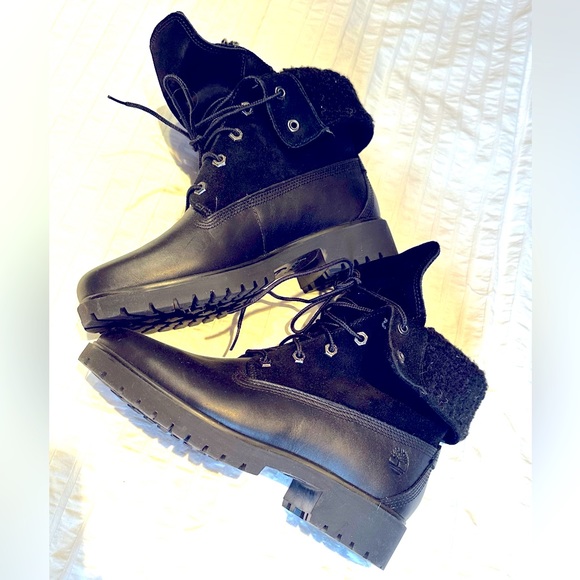Black Timberland Boots - Picture 2 of 4